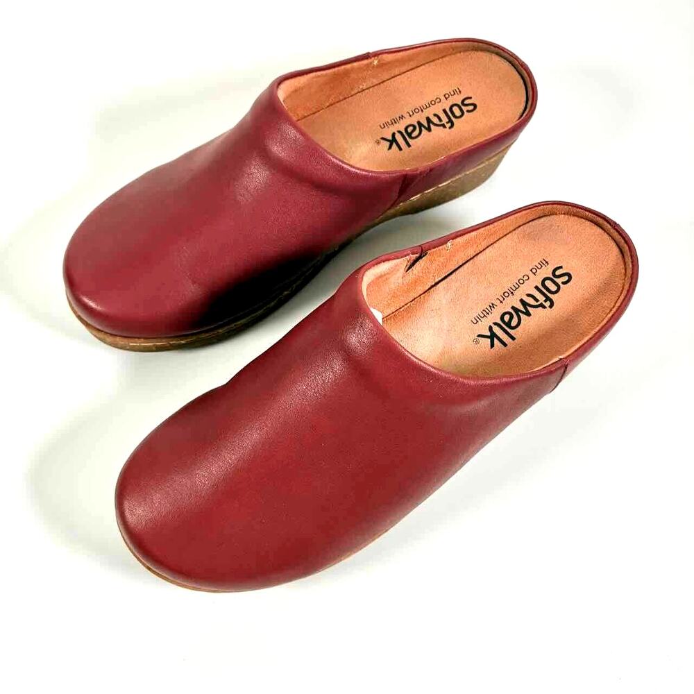 SoftWalk Women's Arvada Dark Cherry Leather Mules - Size 10.5W